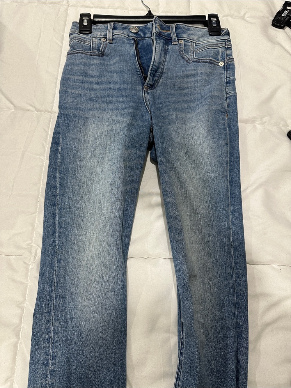 Express Women’s Skinny Jeans in Light Blue Wash